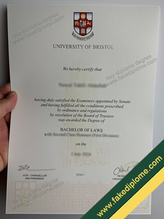 University of Bristol diploma sample 1 University of Bristol diploma sample 1 What Does a University of Bristol Diploma Look Like?